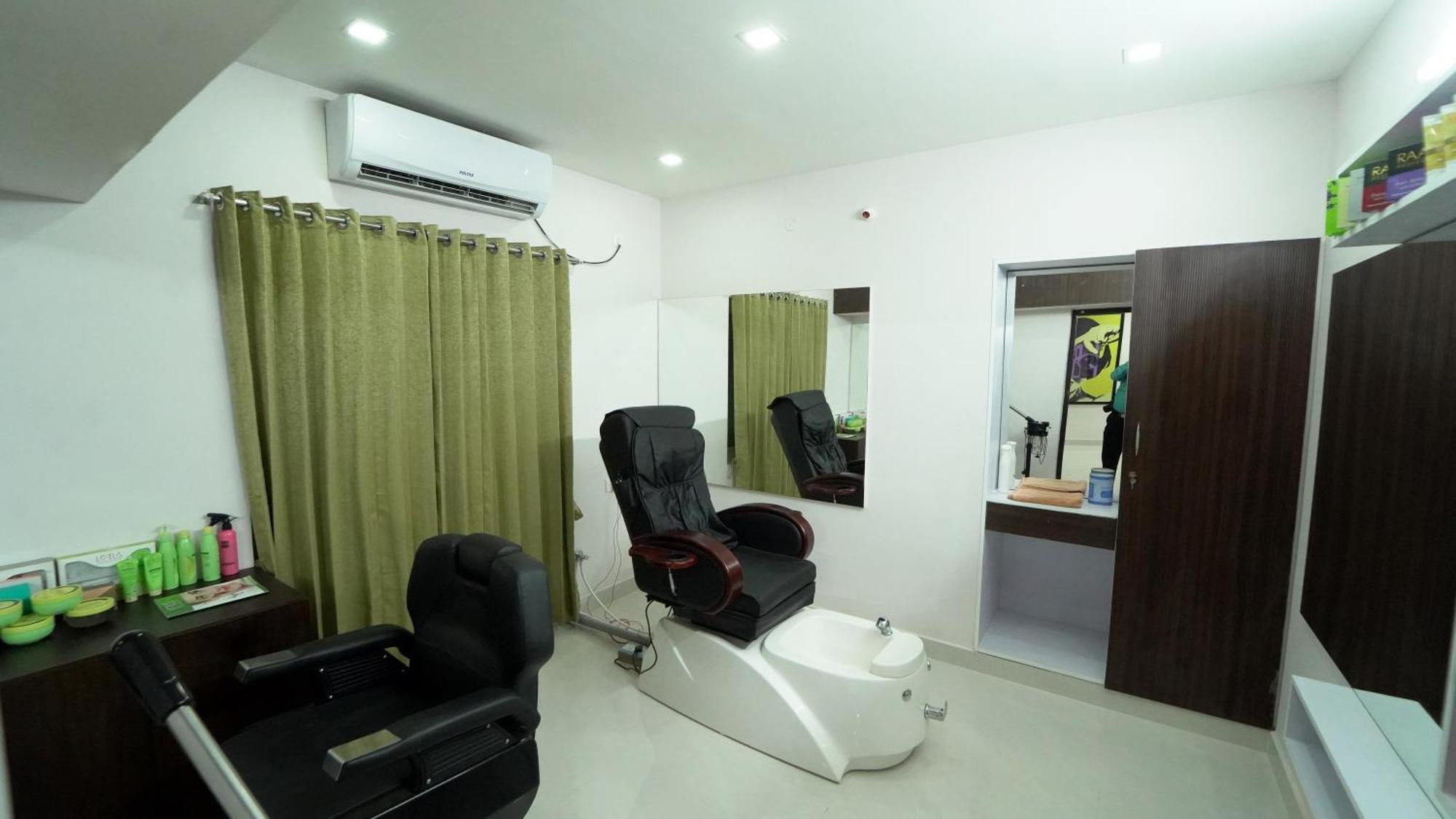 Kfour Apartment & Hotels Private Limited Madurai Exterior photo
